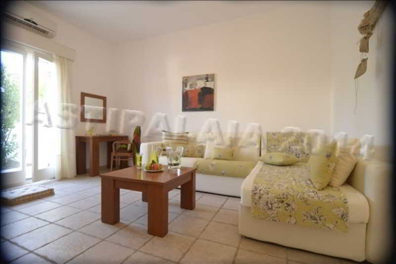 Mouras Resort Livadi  Exterior photo